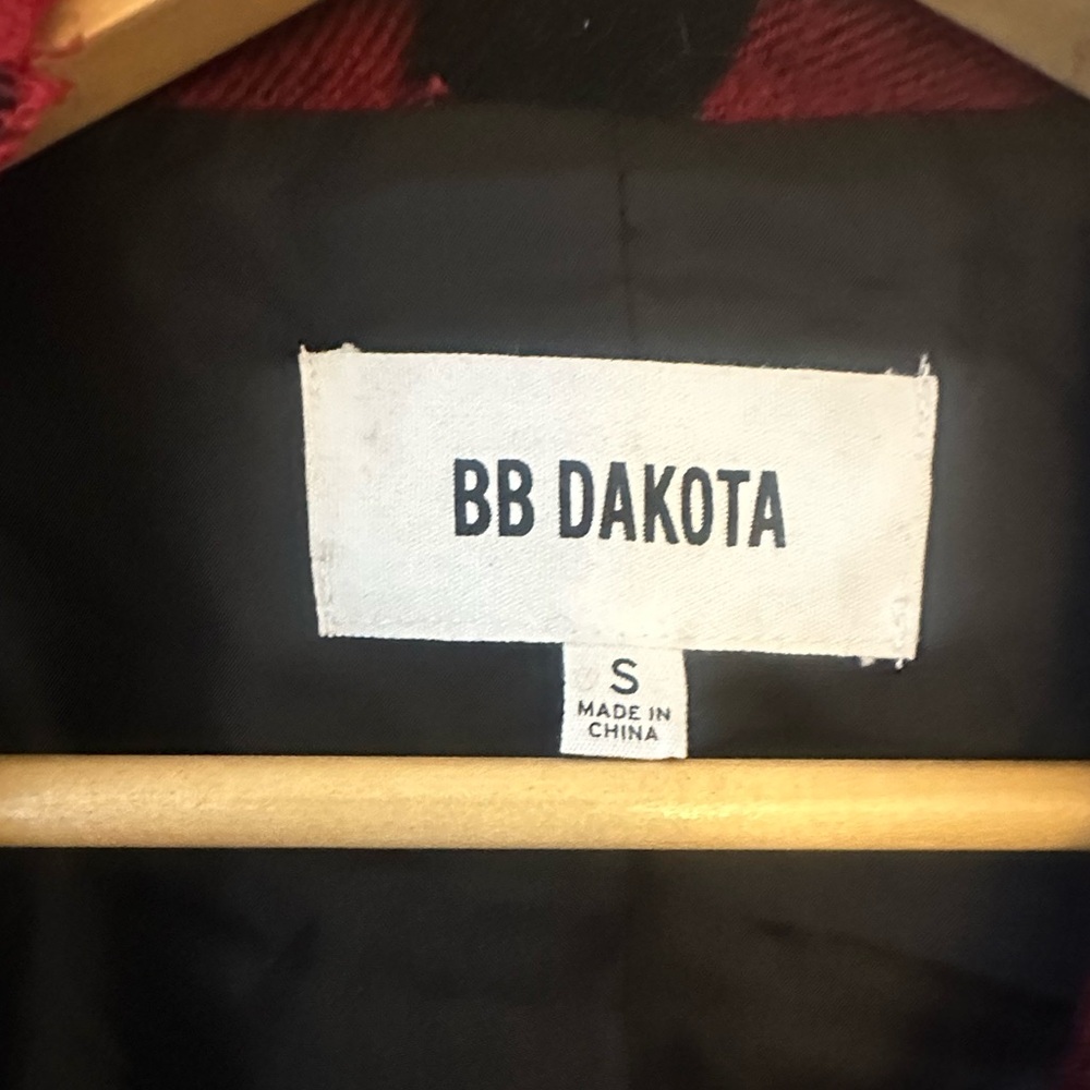 BB Dakota | Red Buffalo Plaid Light Coat + FREE scarf - Picture 6 of 9